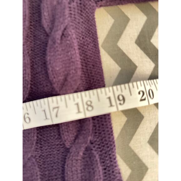 New York & Company Women’s Small Longline Sweater – 100% Acrylic, Beige - Picture 3 of 8